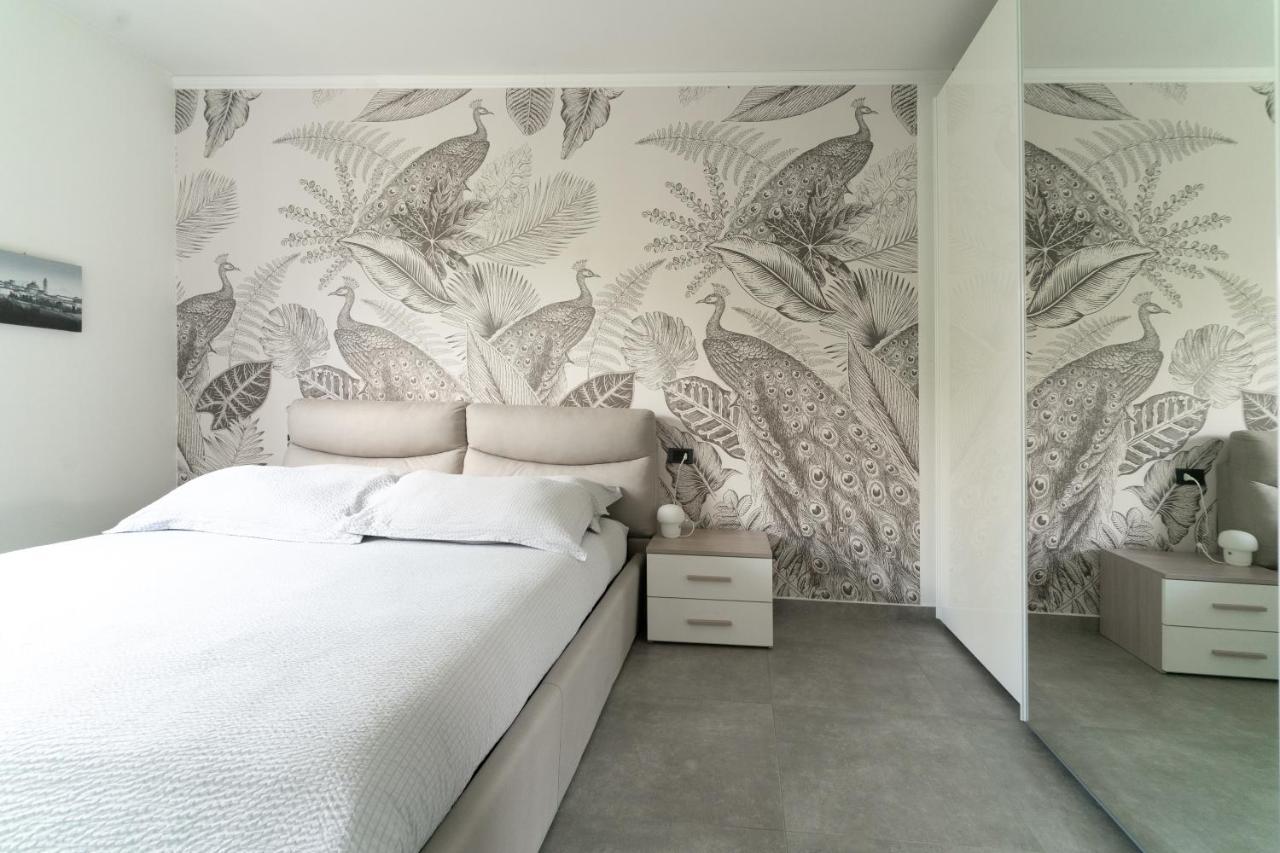 Oasis Luxury - A.C/Terrace/2Bedrooms Bergamo Exteriör bild