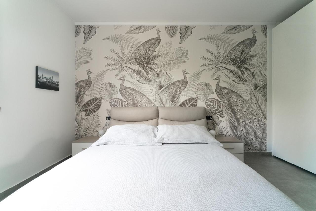 Oasis Luxury - A.C/Terrace/2Bedrooms Bergamo Exteriör bild