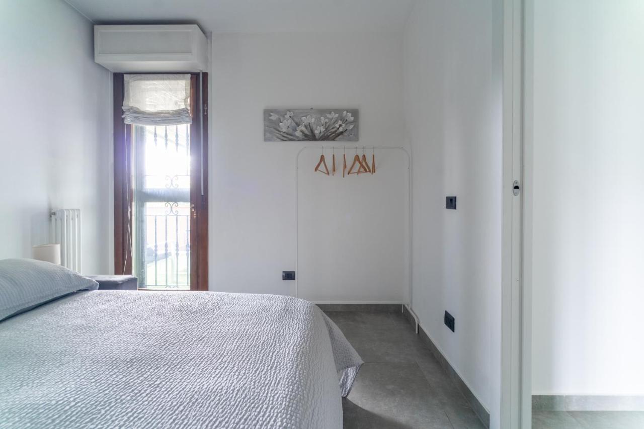 Oasis Luxury - A.C/Terrace/2Bedrooms Bergamo Exteriör bild
