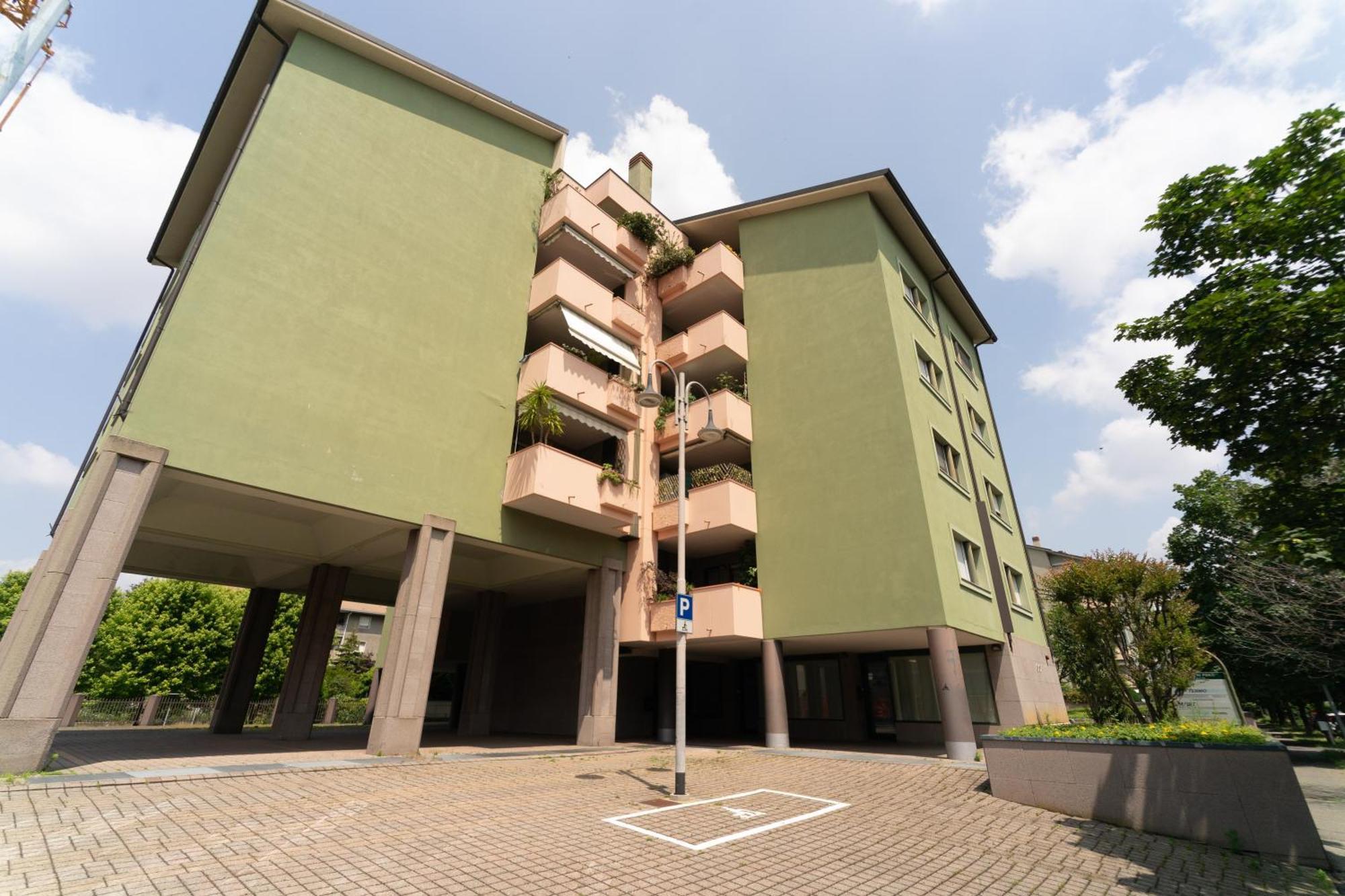 Oasis Luxury - A.C/Terrace/2Bedrooms Bergamo Exteriör bild